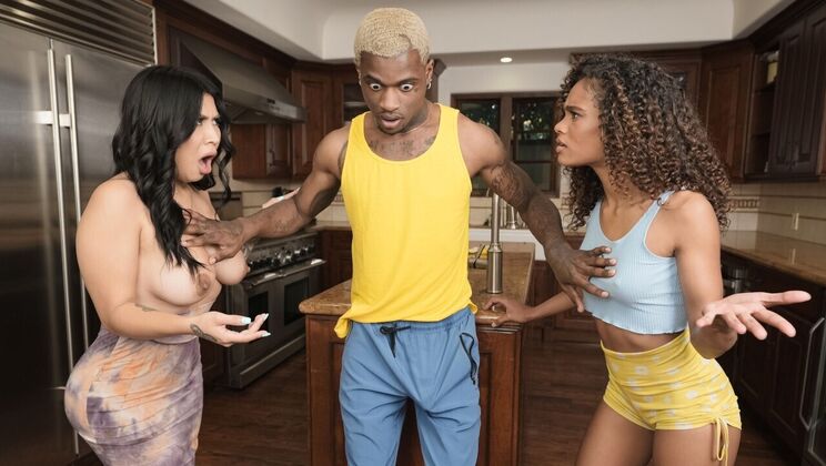 Brazzers - Scarlit Scandal - Tokyo Lynn - Damion Dayski - Damn, Damion... Sharked! / 25.05.2022