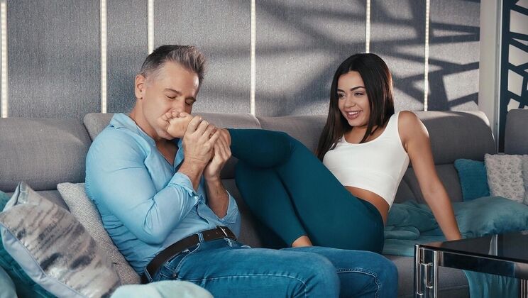 Brazzers - Totti - Martina Smeraldi - A Good Day's Work / 21.04.2026