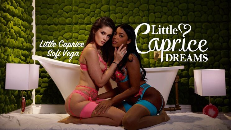 Caprice Divas - Sofi Vega - LittleCaprice - CAPRICE DIVAS Drifting Together / 24.12.2022