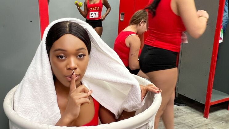 Let's Post It - Logan Xander - Journey Love - Stretching the Track Star / 17.04.2026