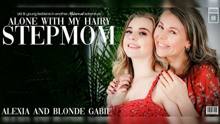 Mature.nl - Alexia - Blonde Gabie (EU) - Hot young Blonde Gabie licking her stepmom Alexia's wet hairy pussy on the couch / 01.07.2023
