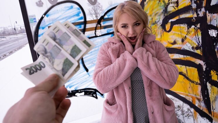 Public Agent - Martin Gun - Vaness Queen - Blonde Student Fucked in Basement / 19.09.2022