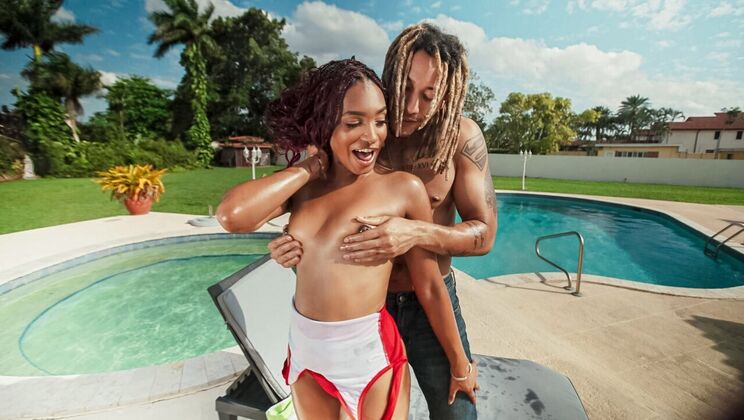 Teens Love Huge Cocks - Addis Fouché - Derek Savage - Sunbathing In Cock / 20.05.2024