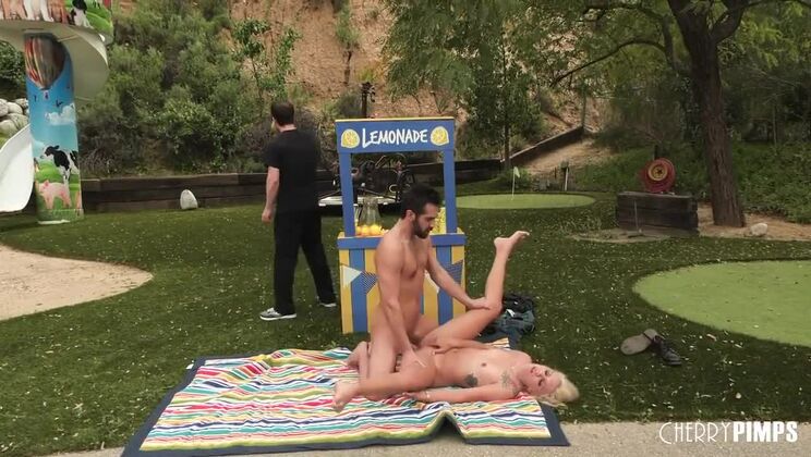 Wild On Cam - Donnie Rock - Chanel Grey - Chanel Grey, Donnie Rock - Lemonade Babe Wants Her Lemons Squeezed / 18.03.2021